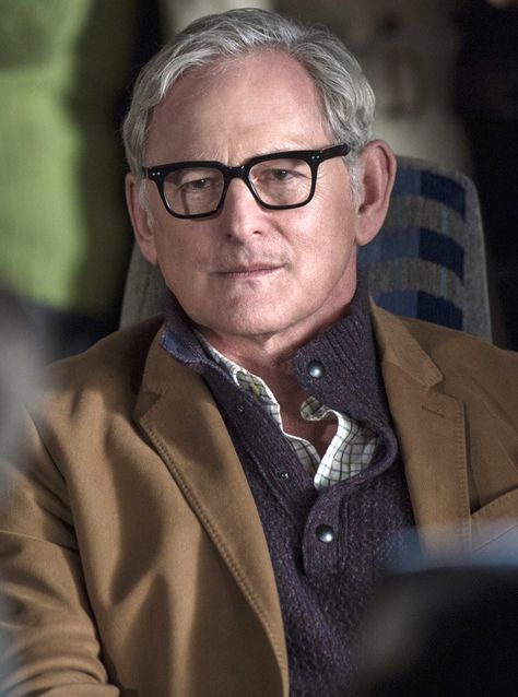 Silver Fox- luv the hair color! ....Victor Garber on his unlikely foray into the world of superheroes. Two People Together, Jesse L Martin, Victor Garber, The Flash Season, Perfect Movie, Supergirl And Flash, Pokemon Cosplay, Dc Legends Of Tomorrow, Casting Call