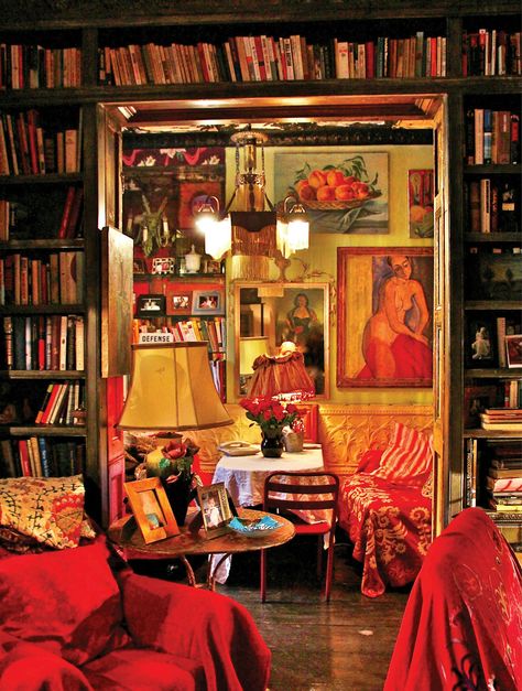 Inside Lorraine Kirke’s Quirky, Inventive Interiors Lorraine Kirke, Maximalist Decor Vintage, Maximalist Apartment, Quirky Living Room, Vintage Maximalist Decor, Maximalist Interior Design, Jemima Kirke, Eclectic Homes, Maximalist Interior