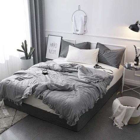 Grey Comforter Bedroom, Blanket Comforter, Grey Bedroom Decor, Bed Quilt Cover, Comforter Bed, Dekorasi Kamar Tidur, Redecorate Bedroom, Comfortable Bedroom, Teen Bedroom Decor