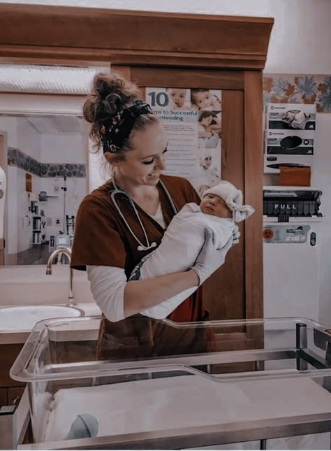 Labor Nurse Aesthetic, Nicu Doctor Aesthetic, Obstetricians Aesthetic, Baby Nurse Aesthetic, Labor And Delivery Nurse Pictures, Neonatal Nurse Practitioner Aesthetic, Delivery Nurse Aesthetic, L And D Nurse, Labor And Delivery Nursing Aesthetic