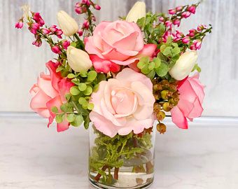 Modern Floral Centerpieces, Pink Flower Centerpieces, Fresh Flower Arrangement, Pink Flower Arrangements, Rose Flower Arrangements, Rose Centerpieces, Faux Floral Arrangement, Flower Vase Arrangements, Faux Flower Arrangements