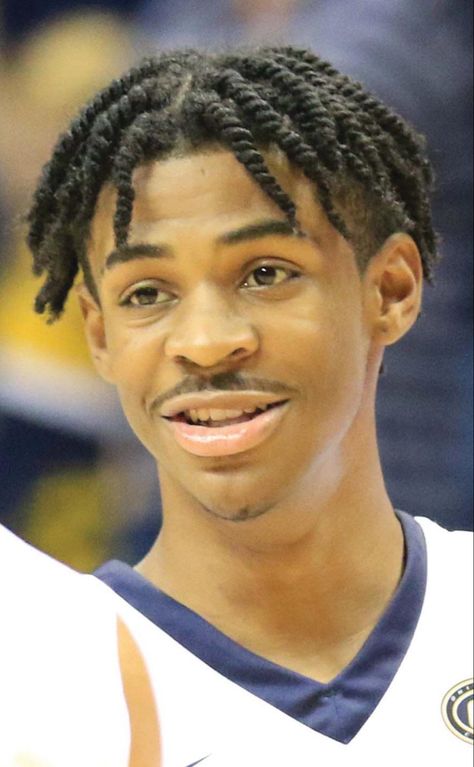 Ja Morant hair in college Ja Morant Hair, Dreads Short Hair, Twist Hair Men, Dread Hairstyles For Men, Short Dreads, Natural Hair Short Cuts, Dreadlock Hairstyles For Men, Hairstyle Names, Hair Inspiration Short