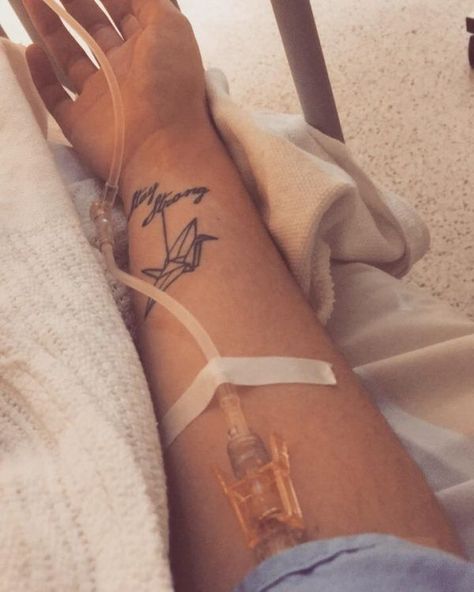 28 Beautiful Tattoos Inspired by Invisible Illness Invisible Tattoo, Paper Crane Tattoo, Purple Butterfly Tattoo, Crane Tattoo, Health Tattoo, Tasteful Tattoos, Awesome Tattoos, Best Friend Tattoos, Rare Disease