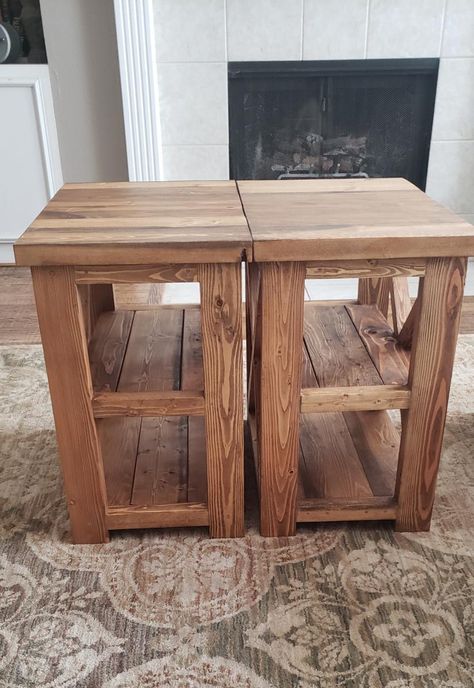 Simple Wood End Table, Diy Farmhouse Side Table, Diy Rustic End Tables, Diy Simple Side Table, Diy Couch End Table, Diy End Table Plans, Diy Wood End Tables Living Rooms, 2x4 End Table Diy, Easy Diy End Table