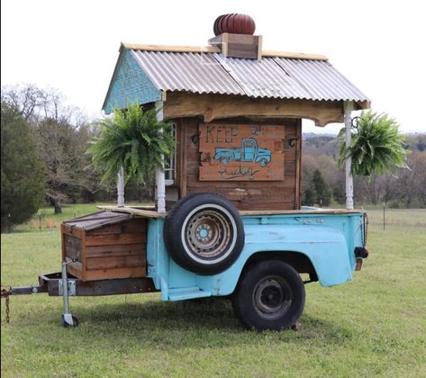 Trailer Farm Stand, Farmstand Ideas, Truck Bed Ideas, Truck Bed Trailer, Farm Stand Ideas, Farmers Market Stand, Farmers Market Ideas, Box Trailer, Market Stands