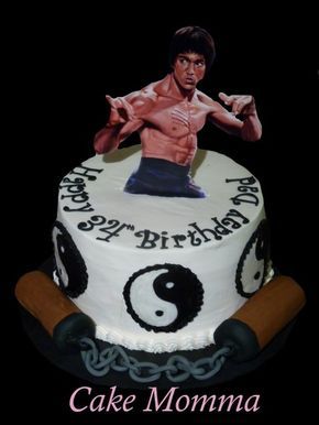 Bruce Lee so cute!!!!! Bruce Lee Birthday, Cupcake Bouquet Tutorial, 60th Bday, 8 Birthday, Birthday Sheet Cakes, Bouquet Tutorial, Ninja Party, Leo Birthday, Cupcake Bouquet