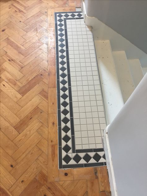 Black and white mosaic porcelain stair landing tiles #tiles #countrymodern #stairs #interiordesign Stair Landing Tile, Tile Stair Landing, Tiles For Stairs, Asian Style Bedrooms, Black And White Stairs, Black And White Mosaic, Outside Stairs, English Modern, Tile Steps