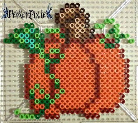 255 best images about Perler beads on Pinterest Melt Beads Patterns, Easy Perler Bead Patterns, Halloween Fest, Melty Bead Patterns, Pearl Beads Pattern, Easy Perler Beads Ideas, Fuse Bead Patterns, Diy Perler Bead Crafts, Perler Crafts