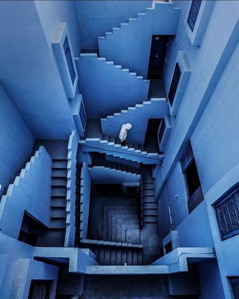 Ricardo Bofill, Mc Escher, Apartment Complexes, Red Walls, Mandala Design Art, Squid Games, Postmodernism, Magazine Design, Mandala Design