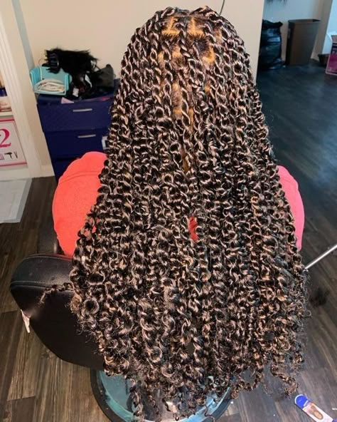 Knotless Twists, Island Twist, Black Kids Braids Hairstyles, Passion Twists, Biracial Hair, Goddess Braids Hairstyles, Braids Hairstyles Pictures, Girls Natural Hairstyles, Cute Box Braids Hairstyles