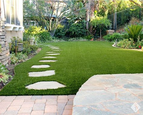 System Pavers 🏡 (@systempavers) • Instagram photos and videos Xeriscape With Turf, Pet Turf Backyard, Turf Dog Yard, Astroturf Garden Ideas, Turf And Pavers Backyard, Alternatives To Grass Lawns, Turf Backyard Ideas, System Pavers, Low Maintenance Lawn