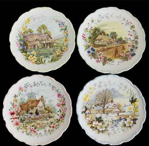 Cottage Core Dishes, 1900s Aesthetic, Antique China Dishes, Vintage China Patterns, Crockery Set, Brambly Hedge, Pretty Kitchen, China Dishes, Pottery Crafts