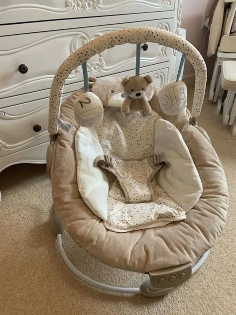 Baby Items Must Have, Cozy Baby Room, Mom Dr, Baby Room Inspiration, Baby Equipment, Baby Room Design, Baby Necessities, Baby Prep