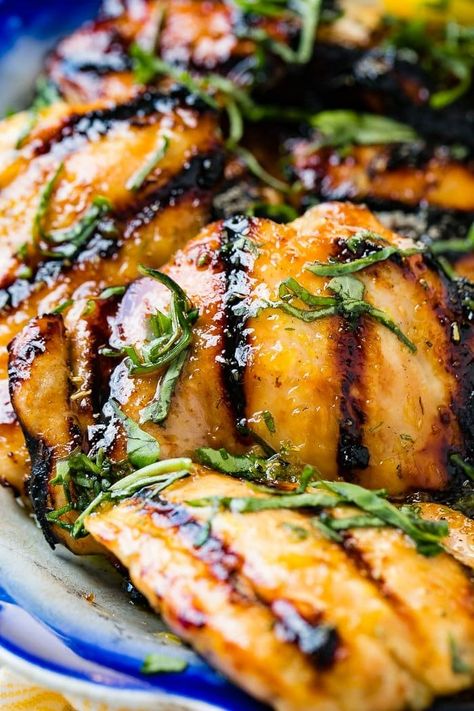 Grilled chicken is the perfect meal for summer! Add a simple marinade of the best flavors, and you'll be making this Grilled Honey Lemon Basil Chicken all summer long! It is a healthy and easy chicken recipe your whole family will enjoy! Grilled to perfection! #grilledchicken #grilledchickenrecipe #grilledchickenthighs Basil Grilled Chicken, Best Grilled Chicken Recipe, Lemon Basil Chicken, Simple Marinade, Grilled Kabob Recipes, Honey Lemon Chicken, Easy Chicken Recipe, Grilling Recipes Sides, Oh Sweet Basil