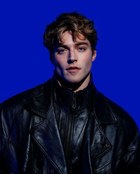 Froy Gutierrez, Gentleman Lifestyle, Teen Wolf Mtv, Wattpad Covers, October 23, Male Portrait, Male Face, Favorite Celebrities, Mtv