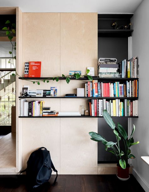 A Studio Apartment Gets A Nontraditional Tiny Home Renovation Live Work Studio, Tiny Studio Apartments, Traditional Japanese Architecture, Japanese Interiors, Melbourne House, Contemporary Apartment, Open Space Living, Japanese Interior, Building A New Home