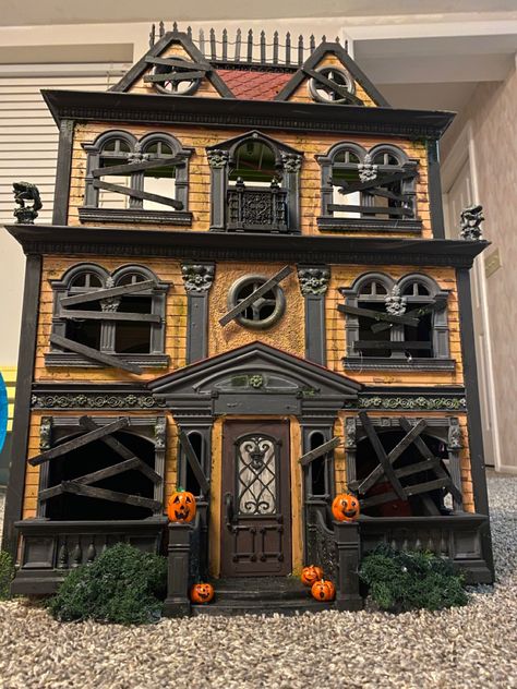 Hand painted doll house DIY Tiny Haunted House Diy, Diy Halloween Mini Haunted House, Halloween Haunted Doll House, Diy Haunted House From Dollhouse, Halloween House From Doll House, Spooky Doll House Diy, Haunted House Diy Dollhouse, Haunted Dolls House, Spooky Dolls House