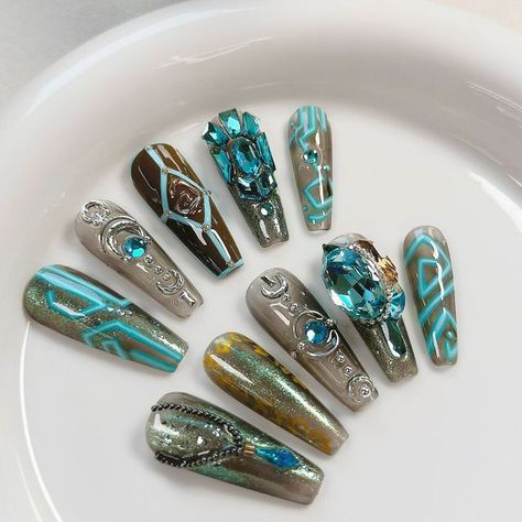 Atlantis Nail Art, Zelda Nails Designs, Atlantis Nails, Zelda Nails, Nail Competition, Disney Nail, Atlantis The Lost Empire, Nail Art Disney, Disney Nails