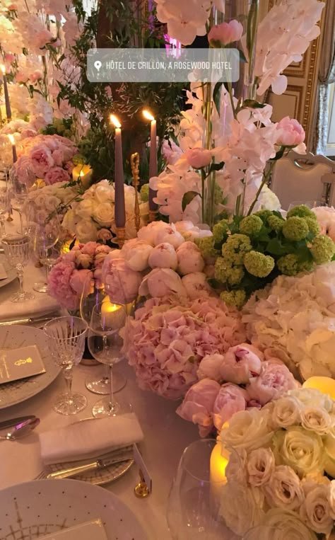 Flowers Engagement Party, Luxury Dinner Party Decor, Pink Floral Wedding Centerpieces, Pink Whimsical Wedding, Wedding Peonies Decoration, Engagement Party Flowers, Flower Arrangements Wedding Table, Pink Flower Wedding, Pink Peonies Wedding