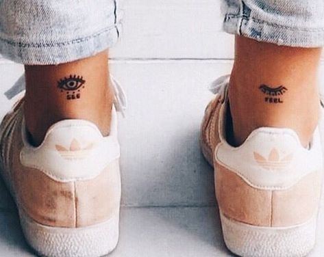 Tattoo Ankle, Places To Get Tattoos, Small Tattoo Designs, Unique Tattoo, Eye Tattoo, Hip Tattoo, Ankle Tattoo, Tattoo Pattern, Minimal Tattoo