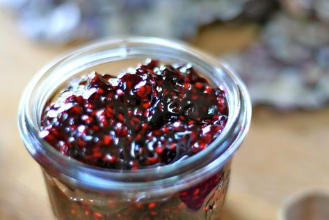 Black Raspberry Jam Recipe, Black Raspberry Recipes, Black Raspberry Jam, Ice Cream Bucket, Raspberry Freezer Jam, Wild Raspberries, Raspberry Jam Recipe, Freezer Jam Recipes, Freezer Jam