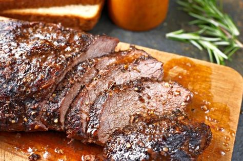 Blade Roast Recipe, Pikes Peak Roast, Beef Arm Roast, Beef Blade Roast, Bottom Round Roast Recipes, Beef Korma, Arm Roast, Blade Roast, Shoulder Roast