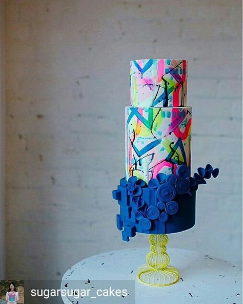 Wedding Cake Aesthetic, Graffiti Cake, Wedding Cakes Ideas, Neon Cakes, Unique Wedding Cake, Colorful Wedding Cakes, Colorful Cake, Cake Aesthetic, Sugar Cake