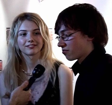 Cassie And Sid, Sid And Cassie, Sid Skins, Sid Jenkins, Skins Gen 1, Cassie Ainsworth, Cassie Skins, Skin Aesthetics, Skins Uk