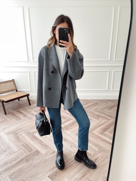 Wool Blazer Outfit Women, Casual Outfits Petite, Overshirt Outfit, Navy Coat Outfit, Petite Outfits Casual, Petite Work Outfits, Overshirt Women, Petite Style Outfits, Grey Wool Coat