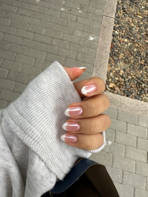 French tip chrome nails Short French Chrome Nails, Black Chrome Nails French Tip, Chrome French Tip Nails Short, French Tip With Chrome Nails, French With Chrome Nails, Glazed French Tip Nails, Tip Chrome Nails, French Tip With Chrome, French Tip Chrome Nails