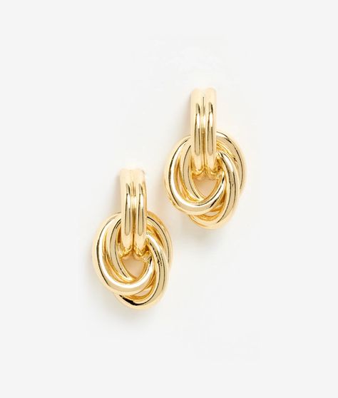 14ct Gold Plated Brass Measurement: 18mm/0.7in Washing Your Hands, Luxury Earrings, Jewelry Accessories Ideas, Jewelry Lookbook, Gold Earring, Girly Jewelry, Jewelry Inspo, Dream Jewelry, Gold Hoops