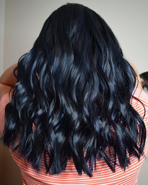 Blue Black Hair Color Idea Inspiration How To and Formula Midnight Black Blue Hair, Jet Black Blue Hair Color, Midnight Blue Black Hair Color, Blueblack Haircolor, Dark Blue Hair Almost Black, Black Hair Model, Black Balayage, Blue Black Hair Color, Hair Color Idea