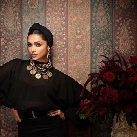 Sabyasachi on Instagram: "PARIS-CALCUTTA Sabyasachi for Nilaya “Paris-Calcutta is a tale of two cities, both exuberant in spirit and abundant with art, thought, charm and glamour. One is the city that has consumed my imagination, the other is my home and eternal muse. From the Left Bank to the bylanes of Chowringhee, packed with poets, rebels and sophisticates. With hand painted motifs created by The Sabyasachi Art Foundation, this collection of wallpapers and fabrics co-created with Asian Paints brings together the sophisticated artistry and cultural decadence of these two cities.” @sabyasachiofficial for @worldofnilaya Featuring Deepika Padukone @deepikapadukone Photographer: @tarunvishwaofficial Stylist: @shaleenanathani Hair: @yiannitsapatori Makeup: @anilc68 Photograp Nilaya Wallpaper, Styling Home, Music Rooms, Paper Installation, Shreya Ghoshal, Deepika Padukone Style, Burmese Ruby, Western Look, Home Styling