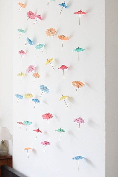 Paper Umbrella, Umbrella Decorations, Fiesta Tropical, Paper Umbrellas, Diy Banner, Flamingo Party, Tiki Party, Hawaiian Party, Tropical Party