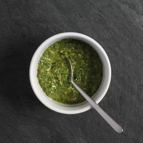 Mint Salsa, Salsa Verde Recipe, Heirloom Tomato Salad, Chimichurri Recipe, Basil Vinaigrette, Verde Recipe, Meal Options, Mint Recipes, Chimichurri Sauce