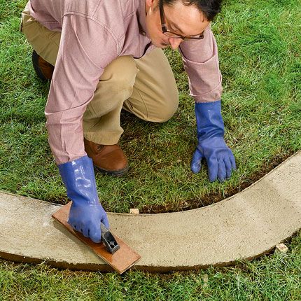 Tool the concrete Concrete Border, Concrete Garden Edging, Concrete Edging, Landscape Borders, Landscape Edging, Poured Concrete, Concrete Garden, Concrete Projects, Sprinklers