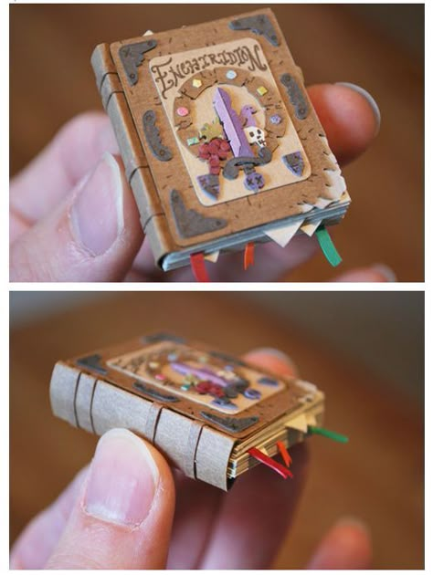 Miniature Book, Mini Craft, Miniature Diy, Miniature Books, Miniature Crafts, Mini Things, Handmade Books, Miniature Art, Cute Crafts