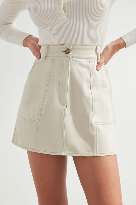 Plus Size Clothing Uk, Womens Skirt Outfits, Tennis Skirt Outfit, Dream Outfits, Rock Outfit, Shorts Outfit, Denim Midi Skirt, Plus Size Kleidung, White Skirt