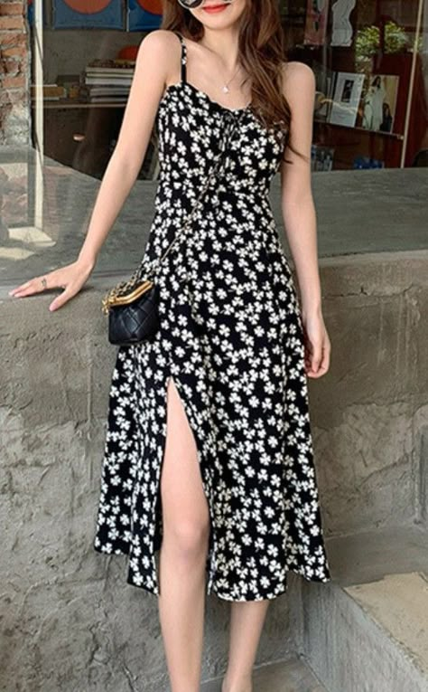 Color Palette For Summer, Black Floral Dress Outfit, Floral Dress Outfit Summer, Cute Spaghetti, Floral Dress Outfits, Maxi Summer Dress, Geometric Prints, Summer Black Dress, Black Dress Outfits