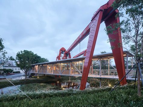 Gallery of Suspended Pavilion / TJAD Original Design Studio - 1 Indoor Air Conditioner, Studio Plan, Sponge City, Floating Architecture, Pavilion Architecture, Steel Trusses, Railings Outdoor, Glass Curtain Wall, Shenzhen China