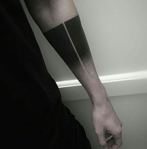 Black faded tattoo simple design Tattoo Band, All Black Tattoos, Blackout Tattoo, Dot Tattoos, Tattoos Geometric, Arm Band Tattoo, Full Sleeve Tattoos, Band Tattoo, Grey Tattoo