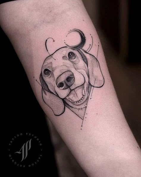 Tattoo Perro, Tattoo With Heart, Dachshund Tattoos, Shen Long Tattoo, Tattoo Pet, Small Dog Tattoos, Dachshund Tattoo, Dog Memorial Tattoos, Tattoo Dog