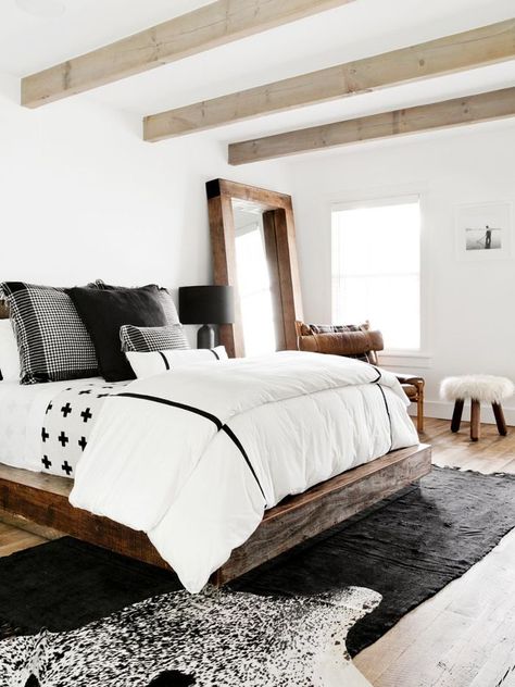 Sweet Bedroom, Beach Style Bedroom, Teenage Room Decor, Modern Rustic Homes, Eclectic Bedroom, Farmhouse Bedroom Decor, Bedroom Loft, Jam Recipes, Rustic Bedroom