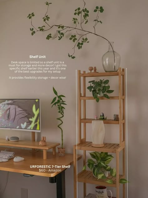 Cute Desk Setups, Small Apartment Desk Ideas, Desk Apartment, Natural Desk, Apartment Desk Ideas, Plants On Desk, Apartment Desk Setup, Boho Gaming Desk, Desk Living Room