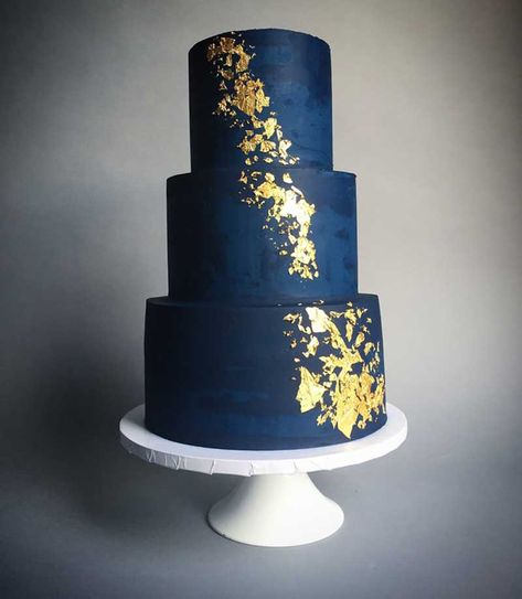 Blue And Gold Wedding Cake, Navy Blue Wedding Cakes, Blue And Gold Wedding, Wedding Cake Navy, Navy Gold Wedding, Navy Blue And Gold Wedding, Blue Gold Wedding, Big Wedding Cakes, Black Wedding Cakes