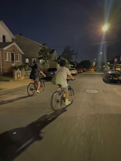 late night biking, biking at night with friends, night time biking aesthetic, friend group ideas Night Bike Ride Aesthetic, Late Night Bike Ride Aesthetic, Riding Bike Aesthetic, Bike Riding Aesthetic, Bike Rides With Friends, Bike Ride Aesthetic, Biking Aesthetic, Ride Aesthetic, Aesthetic Bike