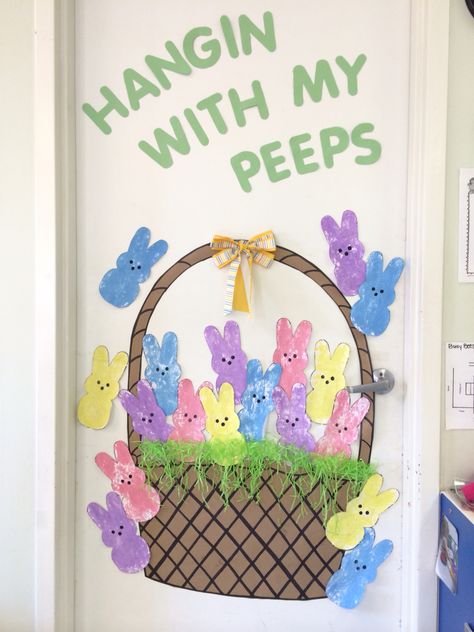 Easter Art Prek, Easter Door Decorations For Work, Easter Classroom Decorations Ideas, Easter Pre K Crafts, Easter Egg Door Decorations Classroom, Bunny Bulletin Boards Preschool, Diy Spring Decorations For Classroom, Easter Basket Bulletin Board, Easter Craft Ideas For Toddlers