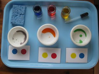 The Wonder Years: Color Mixing With Colored Water (age 3-6 yrs) Art Montessori, Montessori Trays, Montessori Color, Montessori Science, Color Lessons, Practical Life Activities, Montessori Lessons, Colored Water, Montessori Art