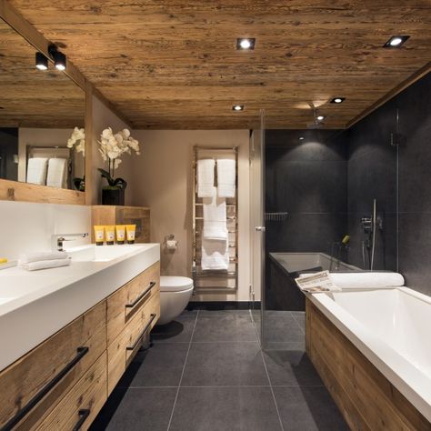 Chalet Bathroom, Ski Cabin, Chalet Interior, Chalet Design, Private Lounge, Luxury Ski Chalet, Cabin Bathrooms, Ski Chalets, Ski House