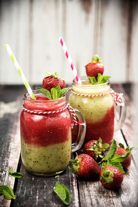 Strawberry-kiwi Mojito Smoothie Kiwi Mojito, Paleo Fruit, Paleo Drinks, Healthy Strawberry, Summer Smoothies, Strawberry Kiwi, Paleo Diet Recipes, Paleo Snacks, Strawberry Smoothie